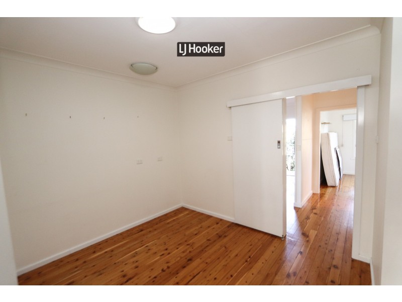 5 Chisholm Street, Inverell NSW 2360