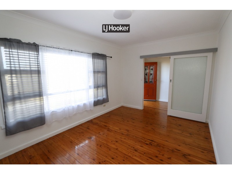 5 Chisholm Street, Inverell NSW 2360