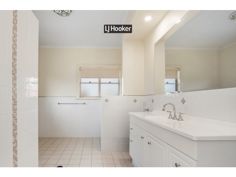 68 Froude Street, Inverell NSW 2360