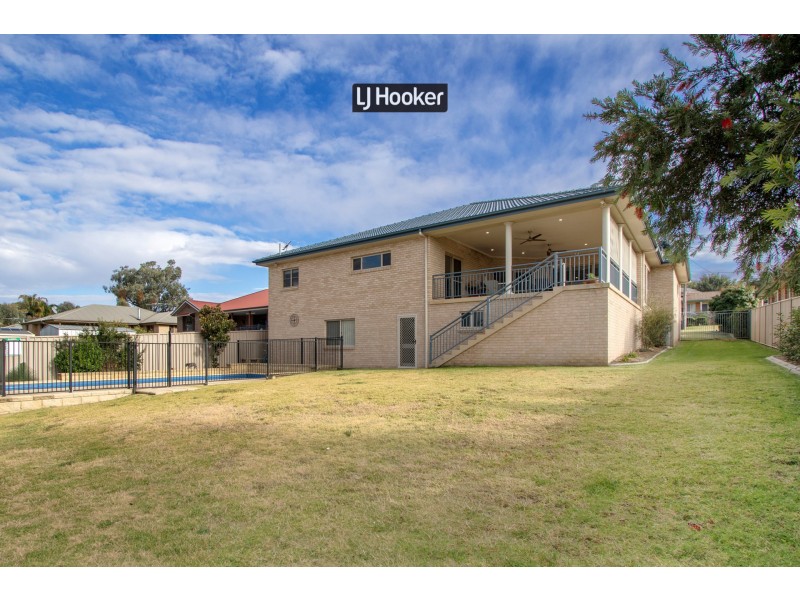 68 Froude Street, Inverell NSW 2360