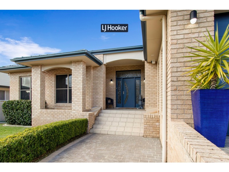 68 Froude Street, Inverell NSW 2360