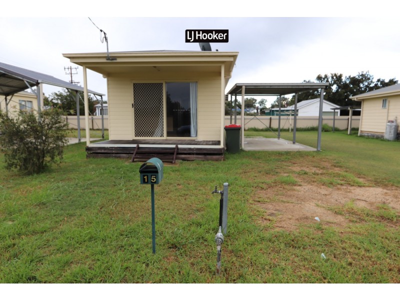 15 Albury Street, Ashford NSW 2361