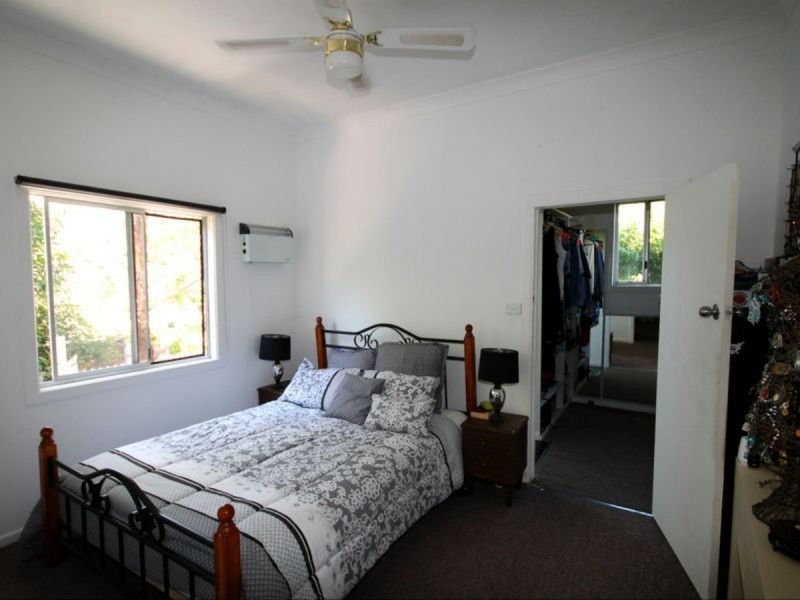 8 Hindmarsh Street, Inverell NSW 2360