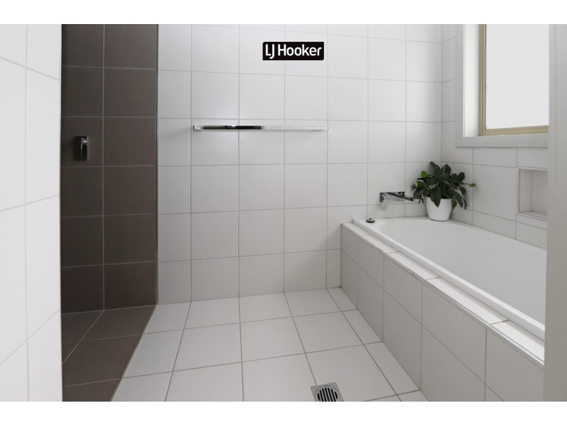 37 Talbragar Close, Inverell NSW 2360