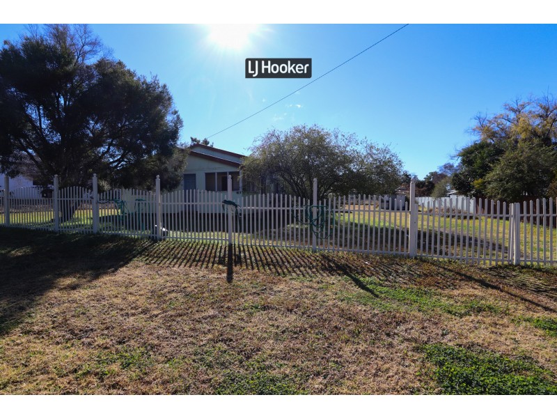 6 Hindmarsh Street, Inverell NSW 2360