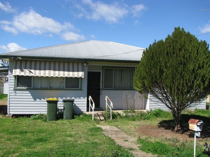107 King Street, Inverell NSW 2360