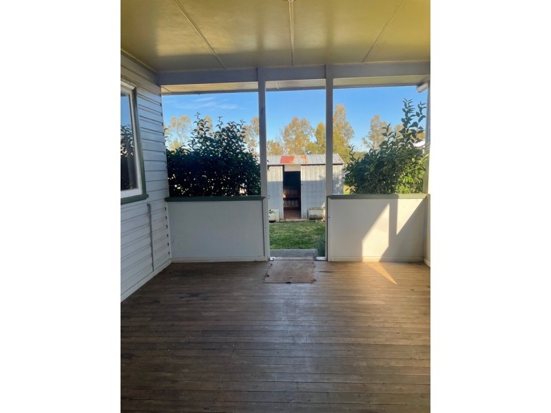 107 King Street, Inverell NSW 2360