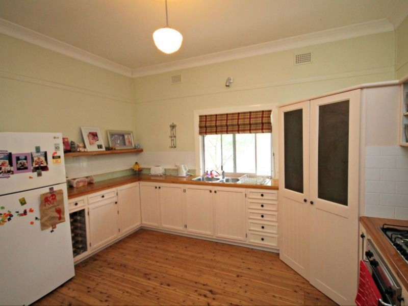 42 Warialda Road, Inverell NSW 2360