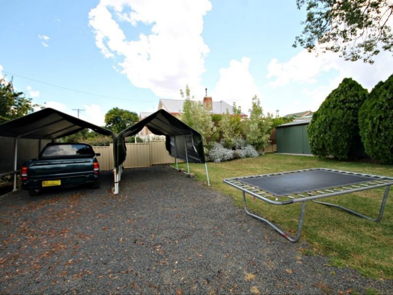 42 Warialda Road, Inverell NSW 2360