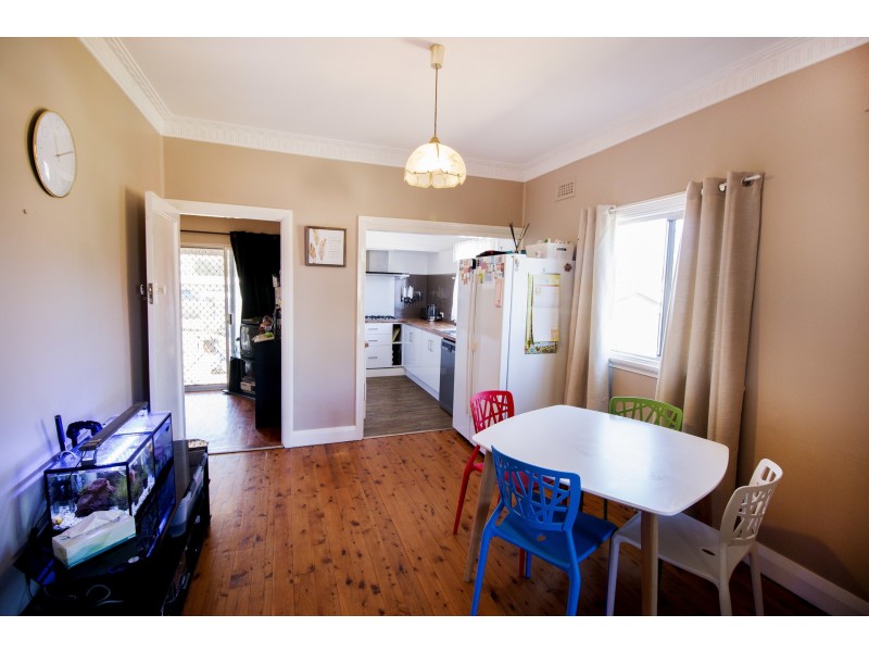 35 Herbert Street, Inverell NSW 2360