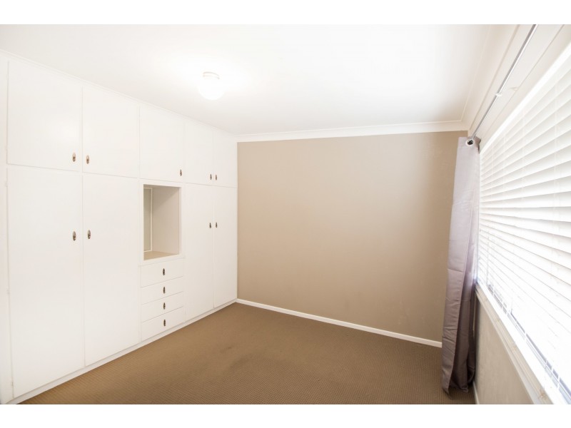 74 Short Street, Inverell NSW 2360