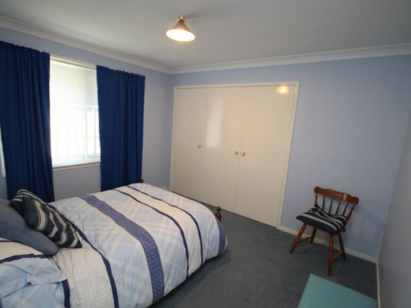 16 Miles Street, Inverell NSW 2360