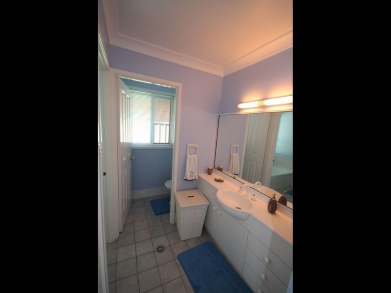 16 Miles Street, Inverell NSW 2360