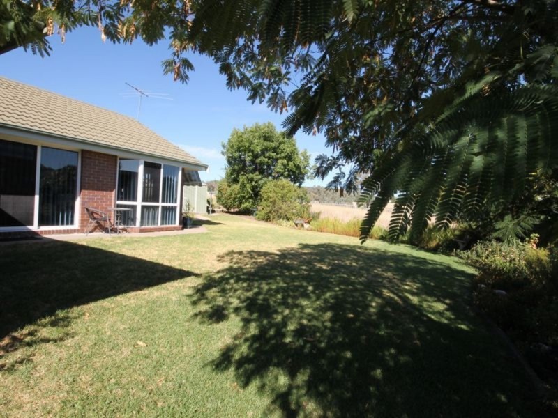 16 Miles Street, Inverell NSW 2360