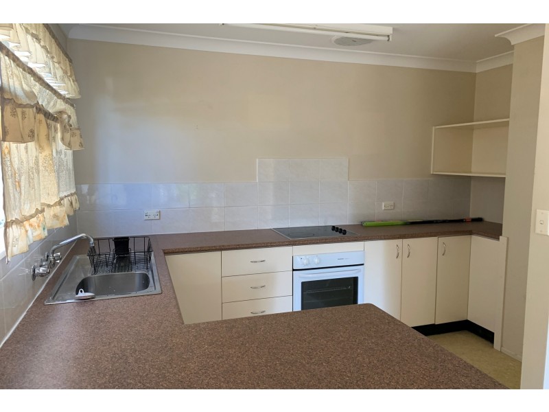 3/89 George Street, Inverell NSW 2360