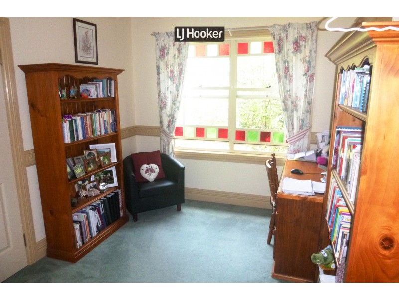 79 Gordon Street, Inverell NSW 2360