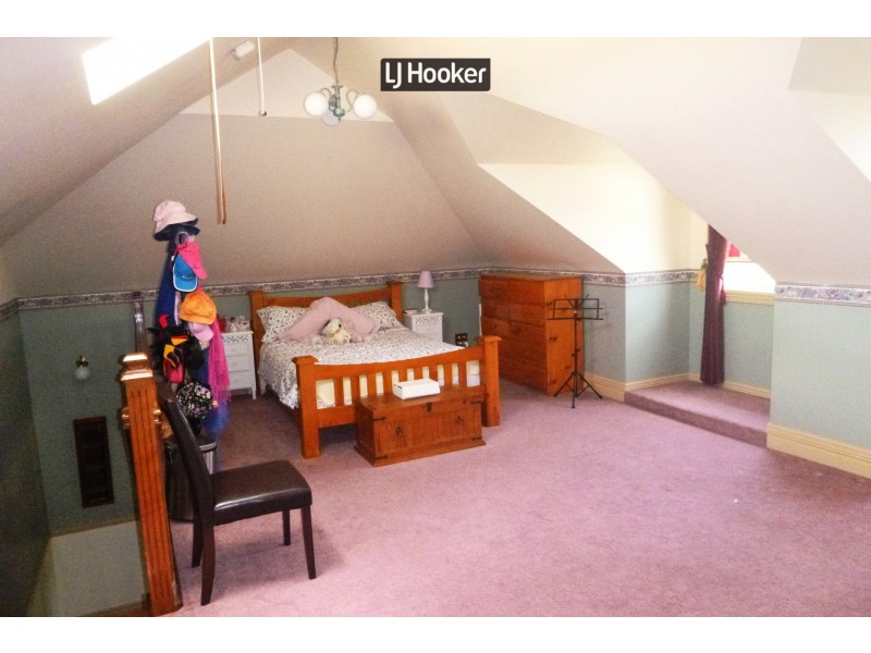 79 Gordon Street, Inverell NSW 2360