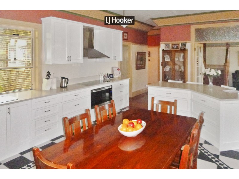 79 Gordon Street, Inverell NSW 2360