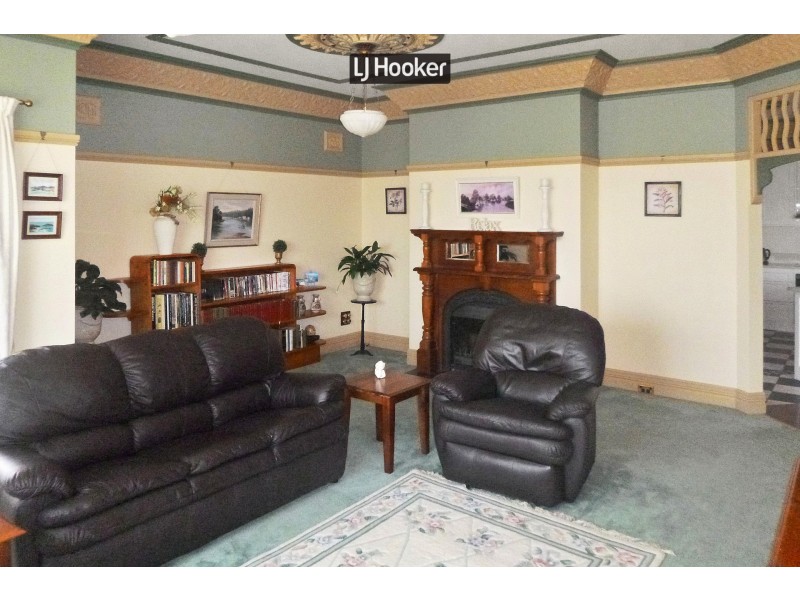 79 Gordon Street, Inverell NSW 2360