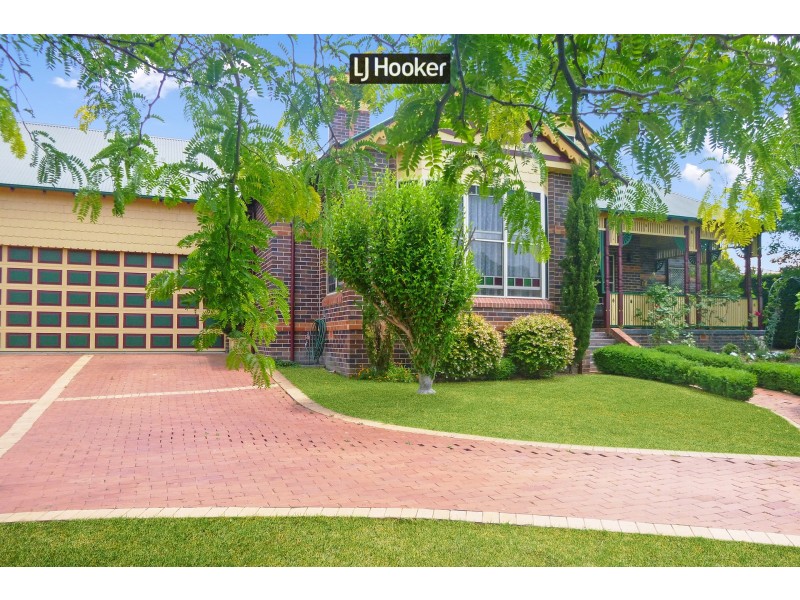 79 Gordon Street, Inverell NSW 2360