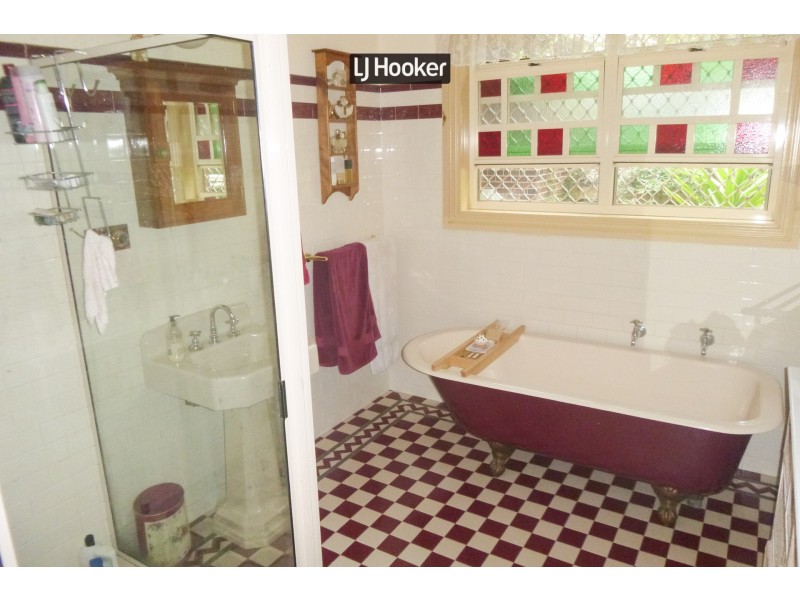 79 Gordon Street, Inverell NSW 2360