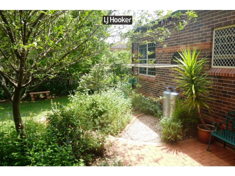 79 Gordon Street, Inverell NSW 2360