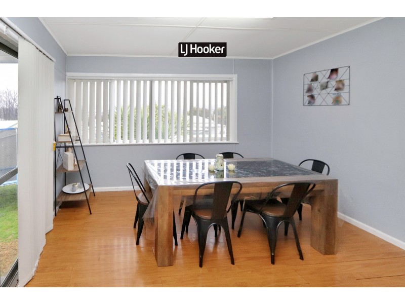 4 Gordon Street, Inverell NSW 2360