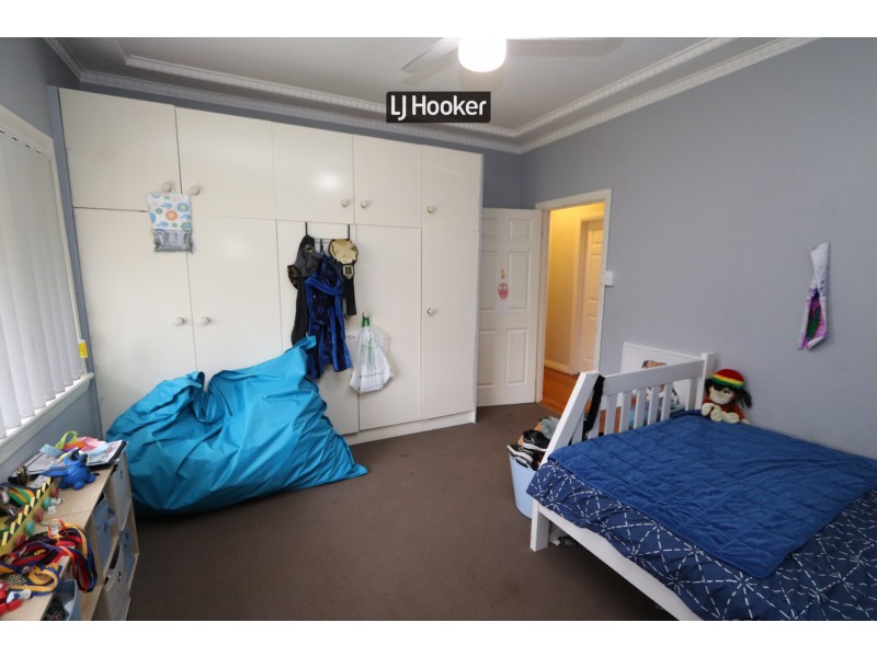 4 Gordon Street, Inverell NSW 2360