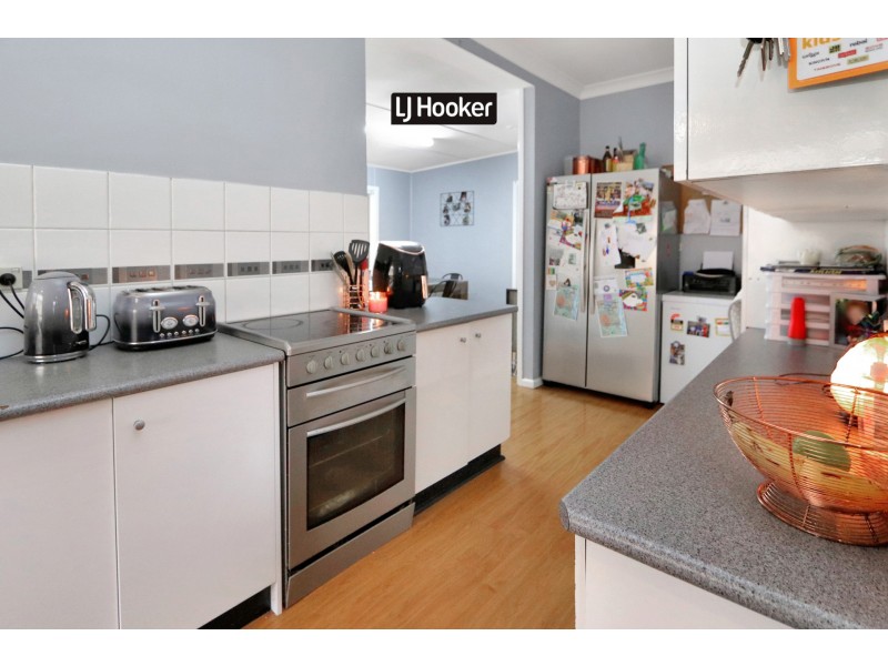 4 Gordon Street, Inverell NSW 2360