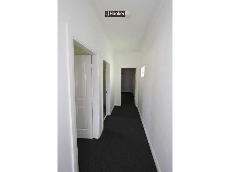 25-27 Gilchrist Street, Inverell NSW 2360