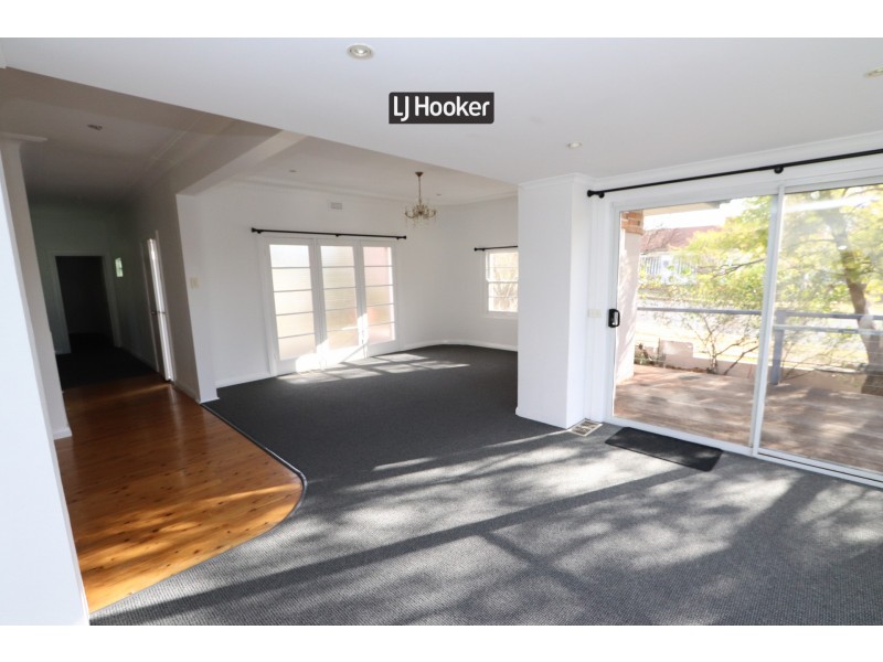 25-27 Gilchrist Street, Inverell NSW 2360