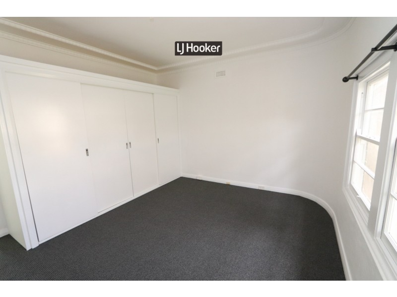 25-27 Gilchrist Street, Inverell NSW 2360