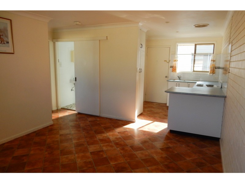 1/15 Greaves Street, Inverell NSW 2360