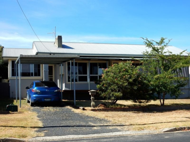 63 Prince Street, Inverell NSW 2360