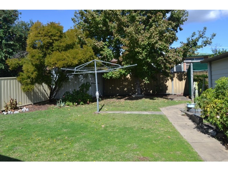 8 Hopper Street, Inverell NSW 2360