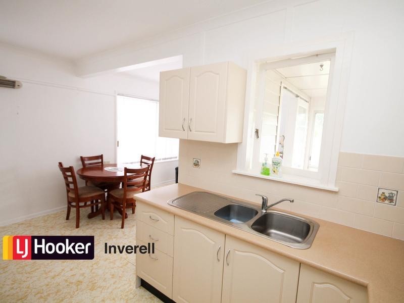 23 Girle Street, Inverell NSW 2360