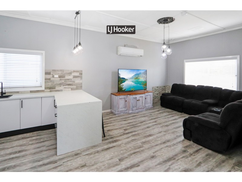 13 George Street, Inverell NSW 2360