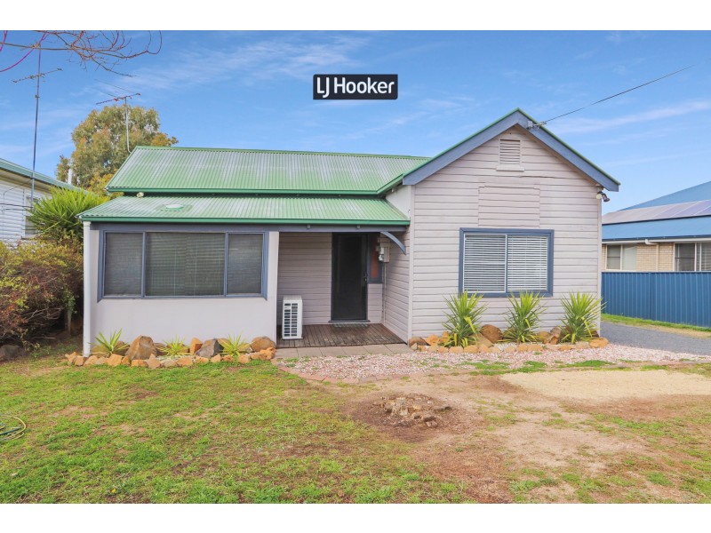 13 George Street, Inverell NSW 2360