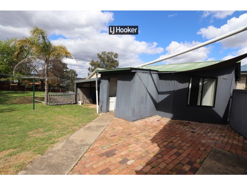 13 George Street, Inverell NSW 2360
