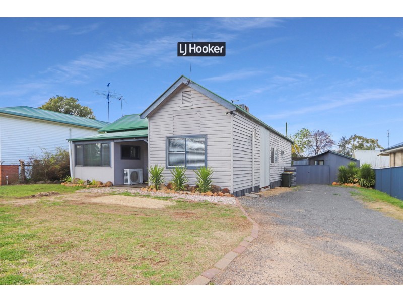 13 George Street, Inverell NSW 2360