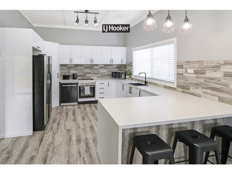 13 George Street, Inverell NSW 2360