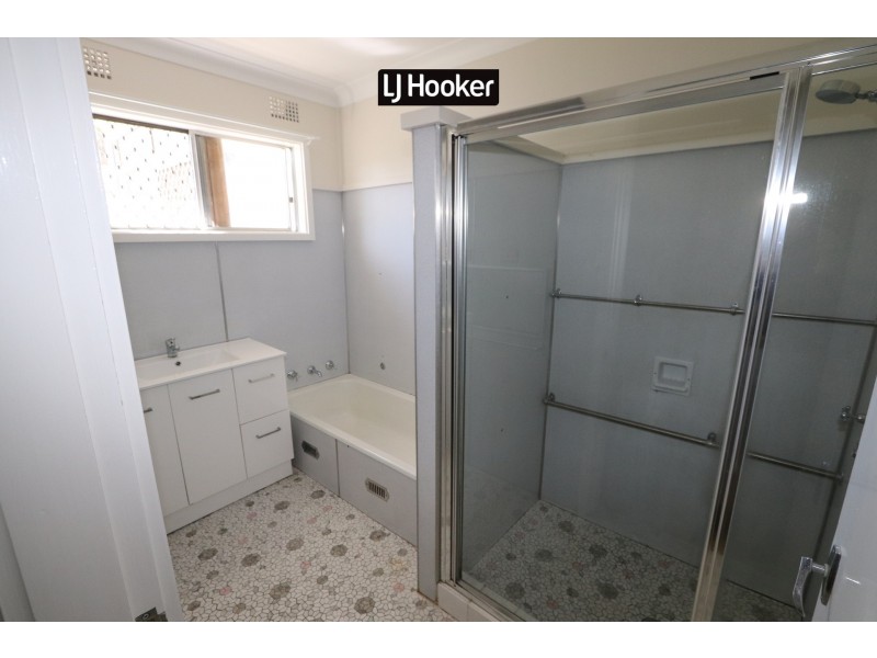 73 Urabatta Street, Inverell NSW 2360