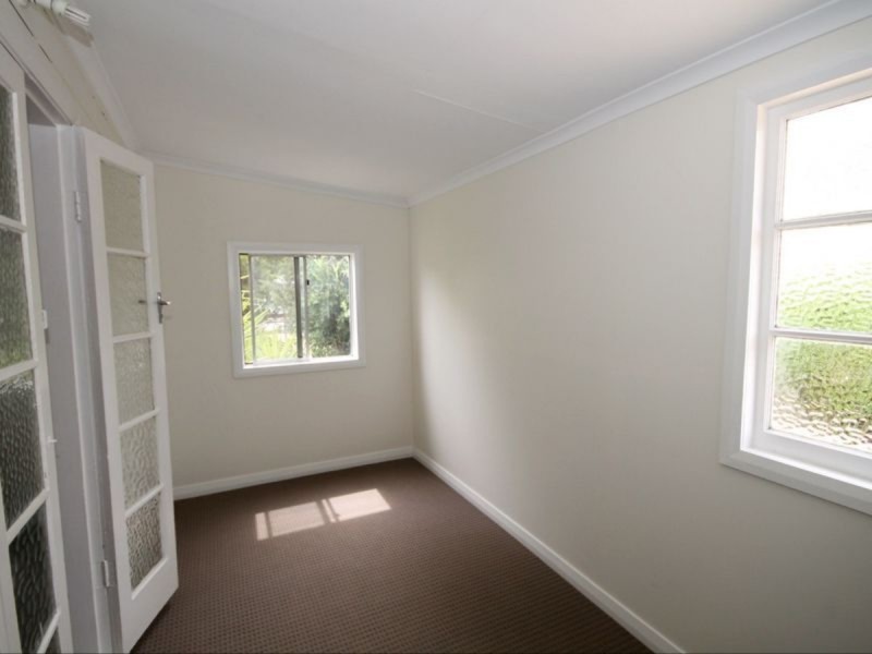 37 Chester Street, Inverell NSW 2360