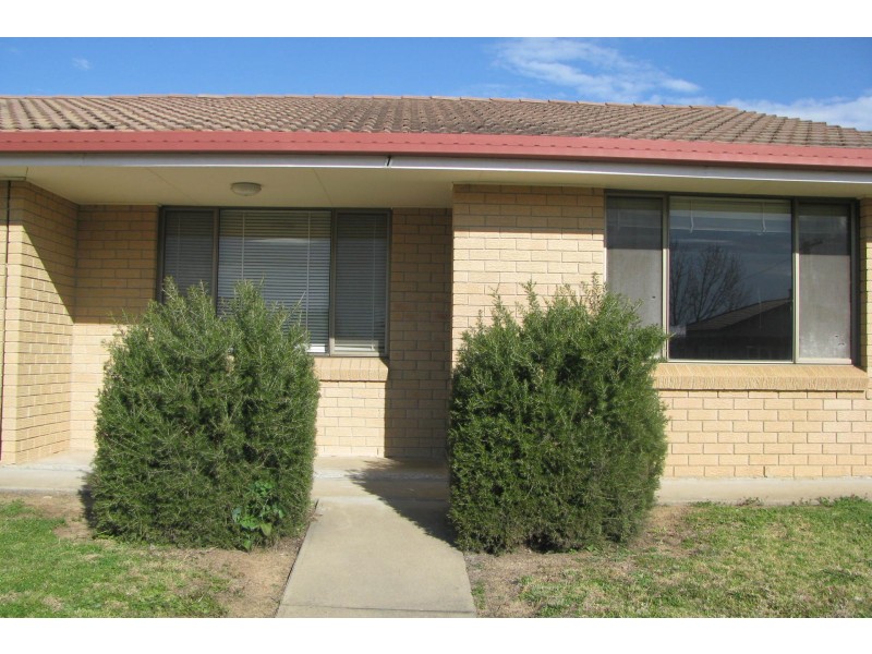 1/29-31 Granville Street, Inverell NSW 2360