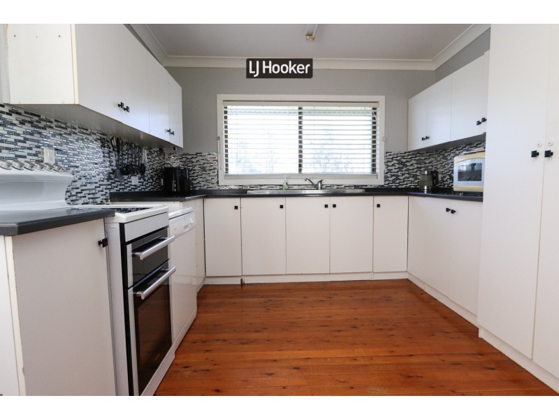 11 Frome Street, Ashford NSW 2361