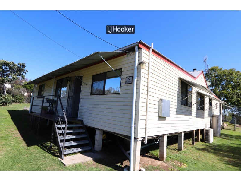 11 Frome Street, Ashford NSW 2361
