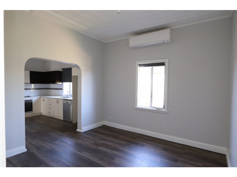 29 Greaves Street, Inverell NSW 2360