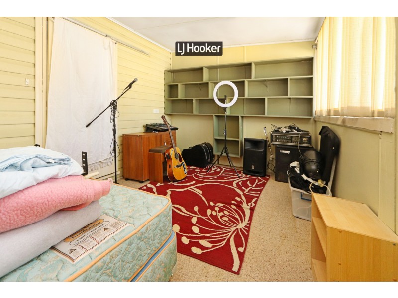 84 Granville Street, Inverell NSW 2360