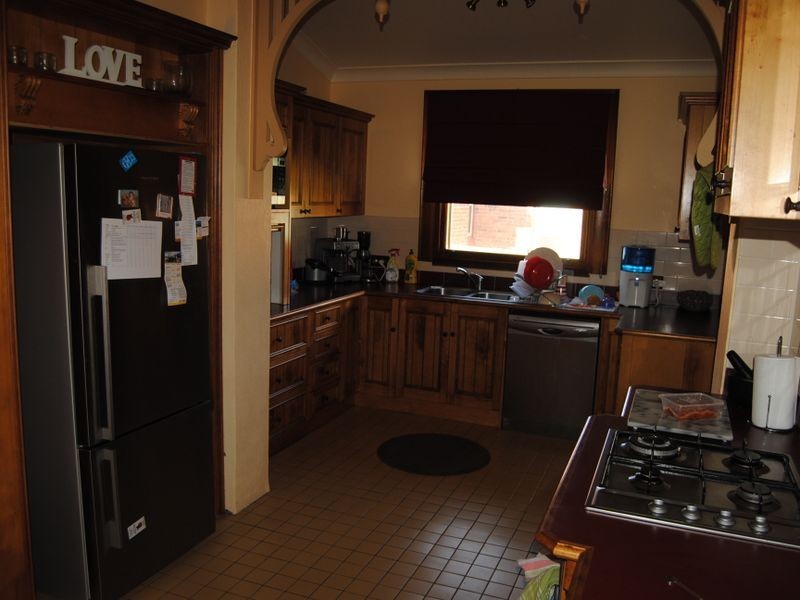 24 High Street, Inverell NSW 2360