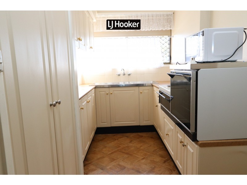 1/82 Lawrence Street, Inverell NSW 2360